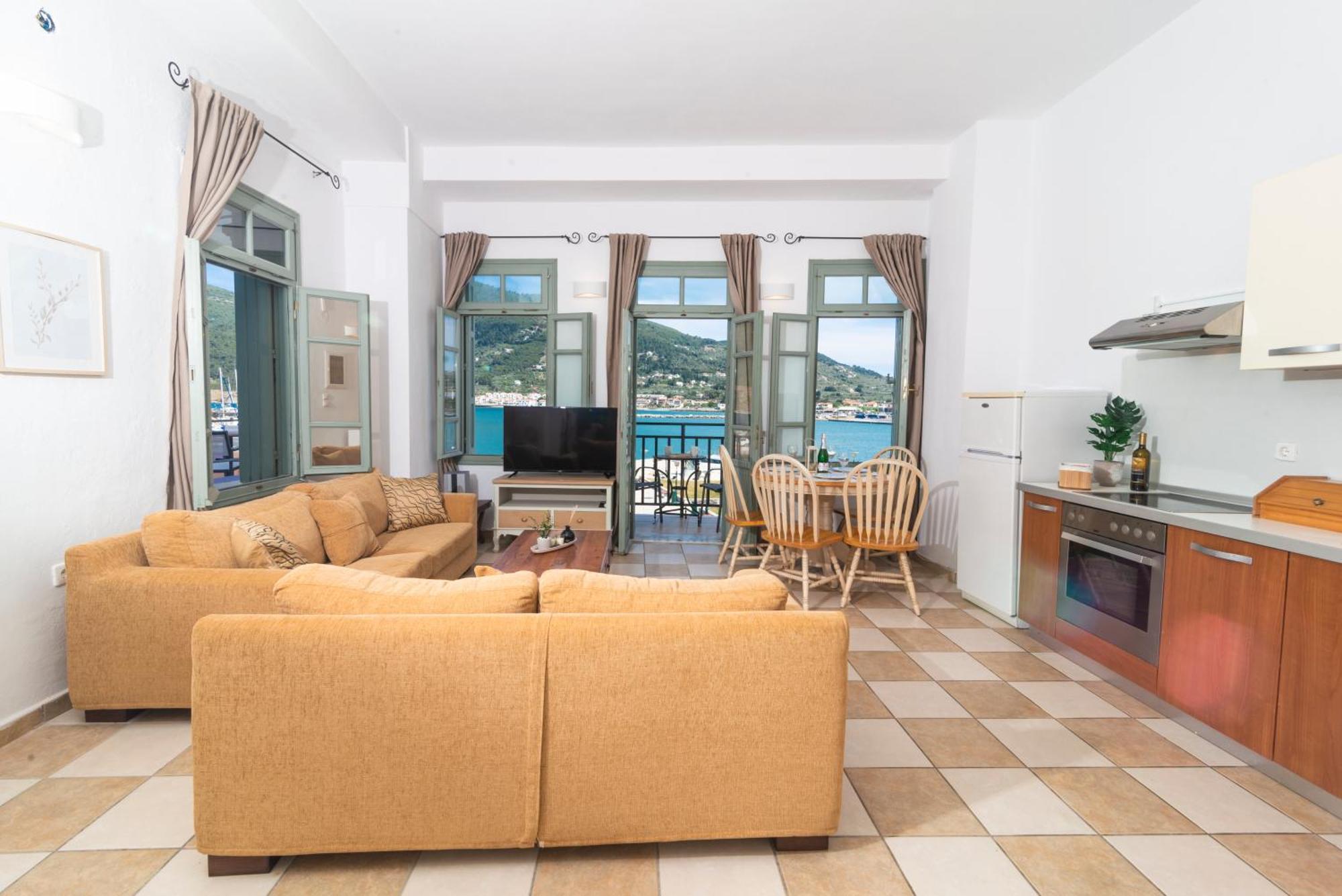 Faros Coastal Apartments Скопелос Екстер'єр фото