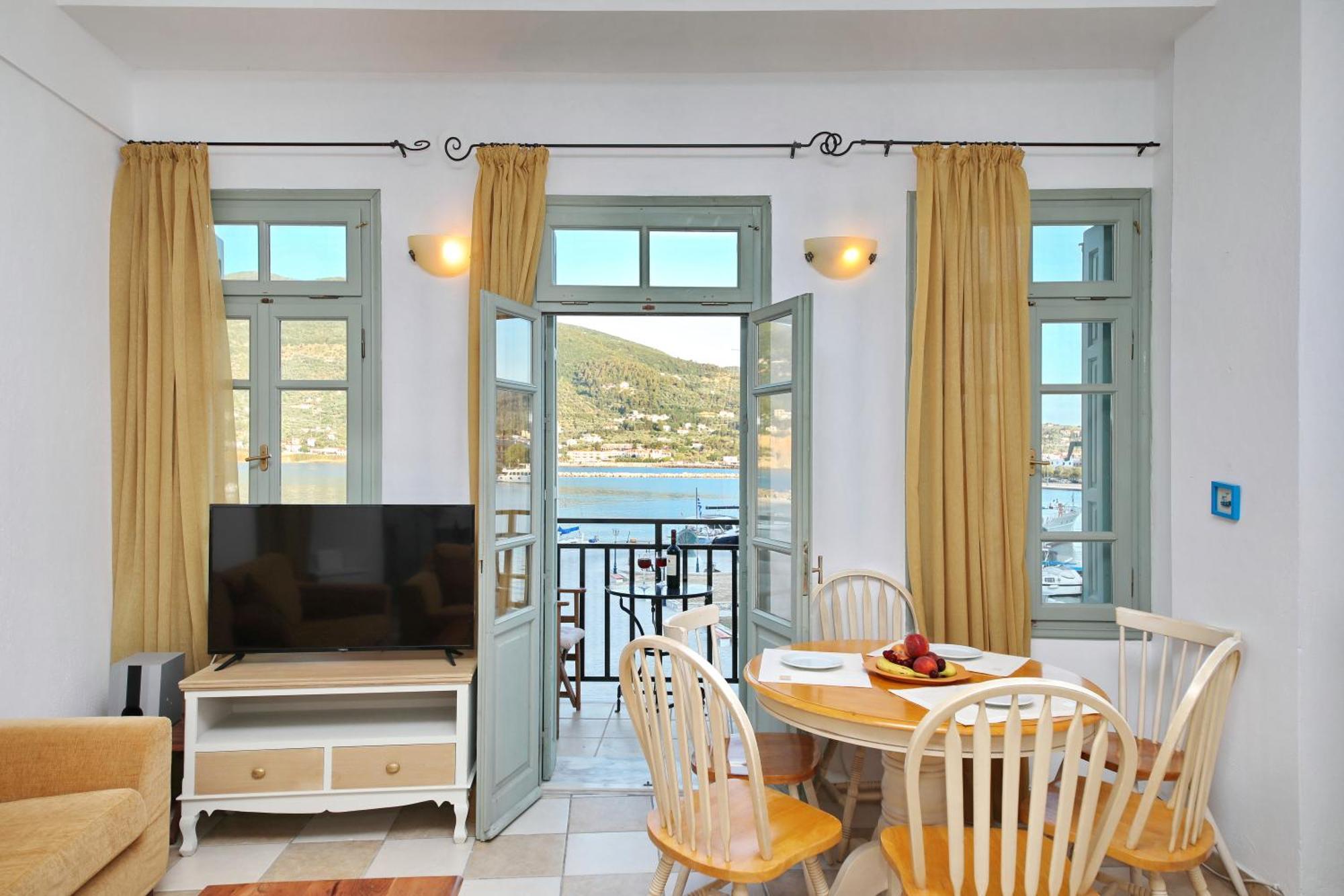 Faros Coastal Apartments Скопелос Екстер'єр фото