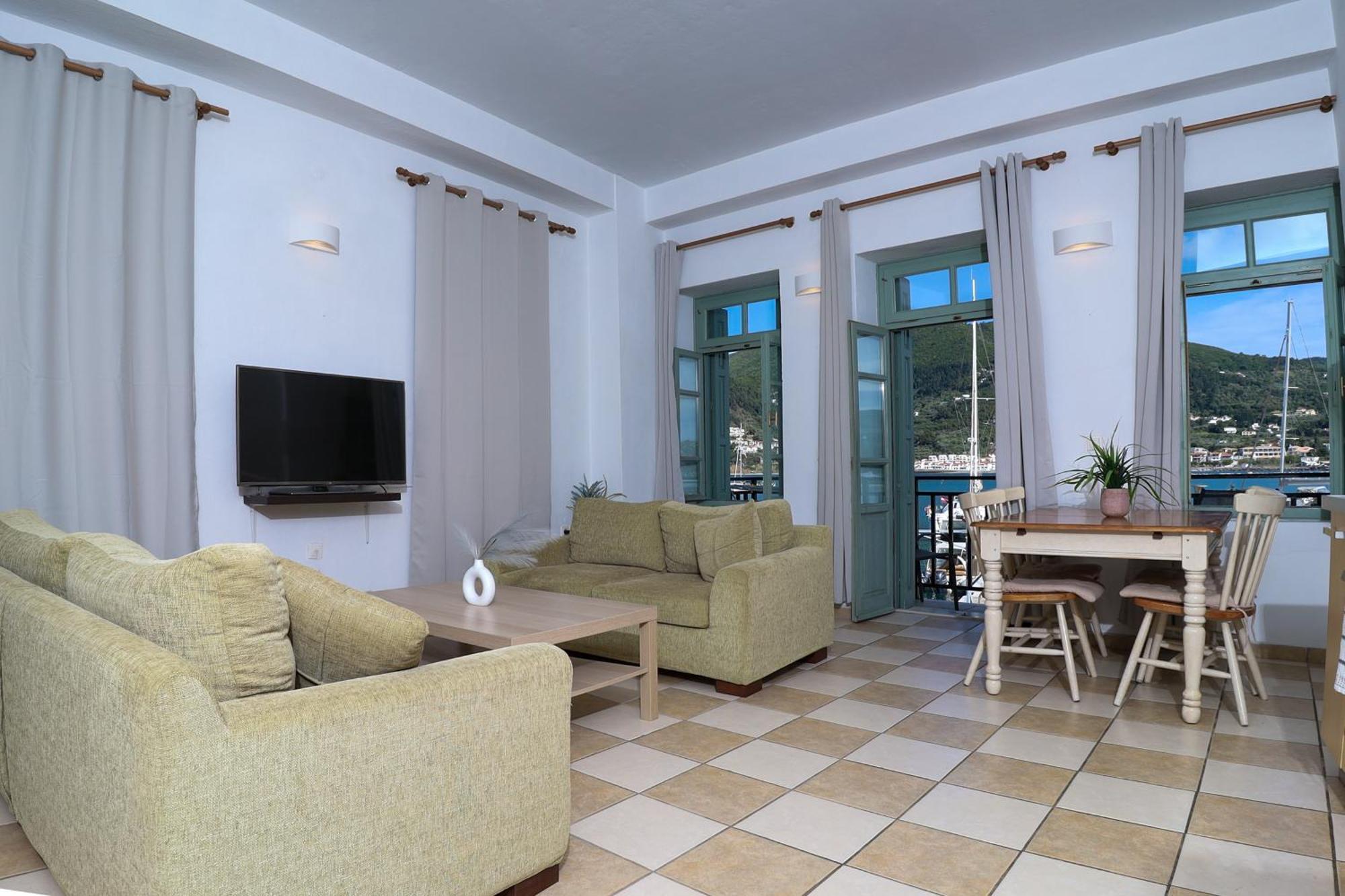Faros Coastal Apartments Скопелос Екстер'єр фото