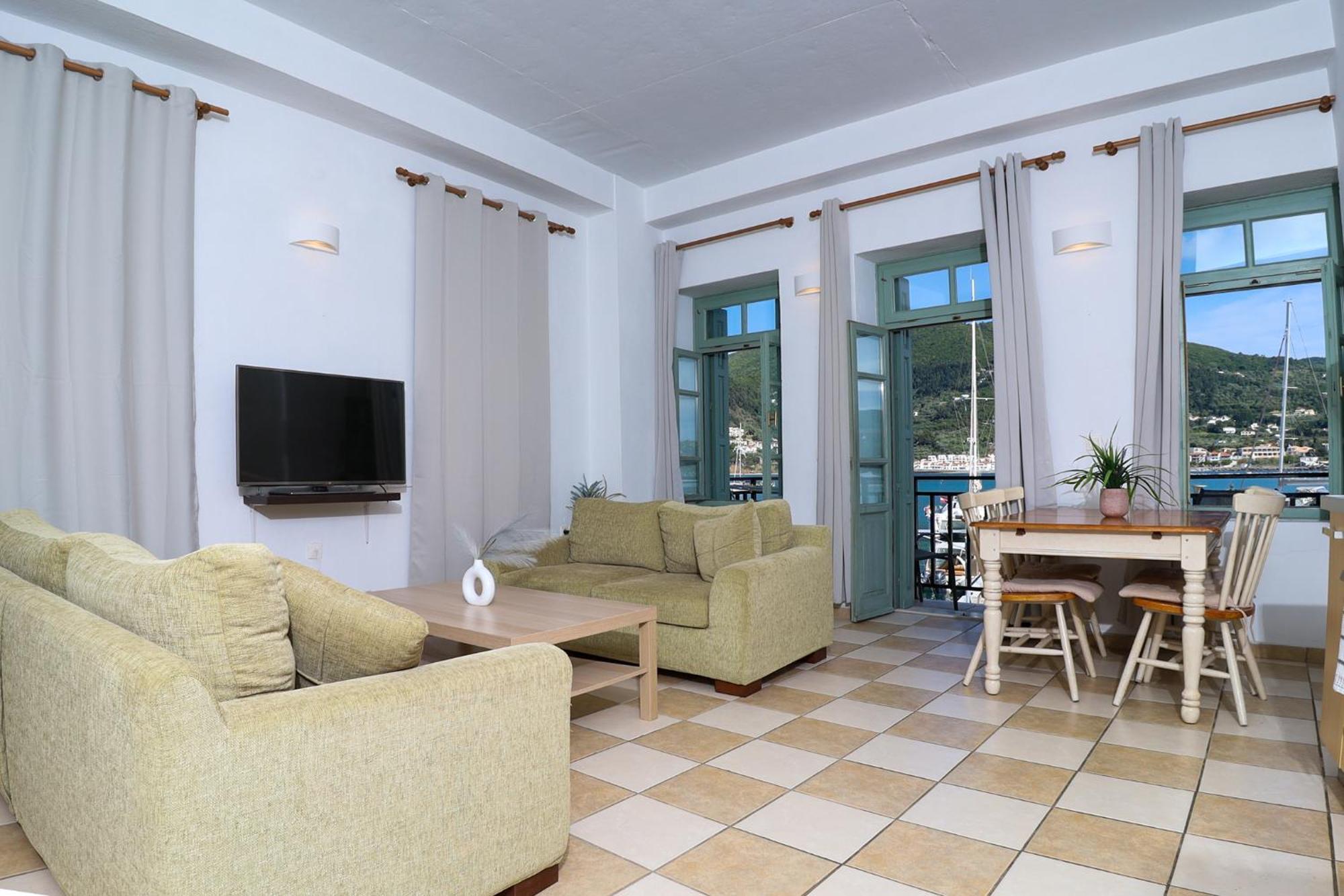 Faros Coastal Apartments Скопелос Екстер'єр фото