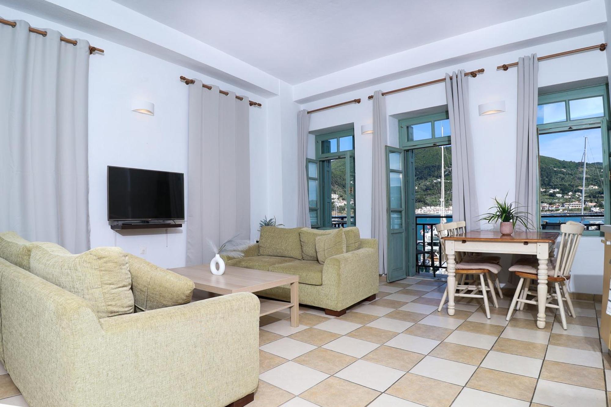 Faros Coastal Apartments Скопелос Екстер'єр фото