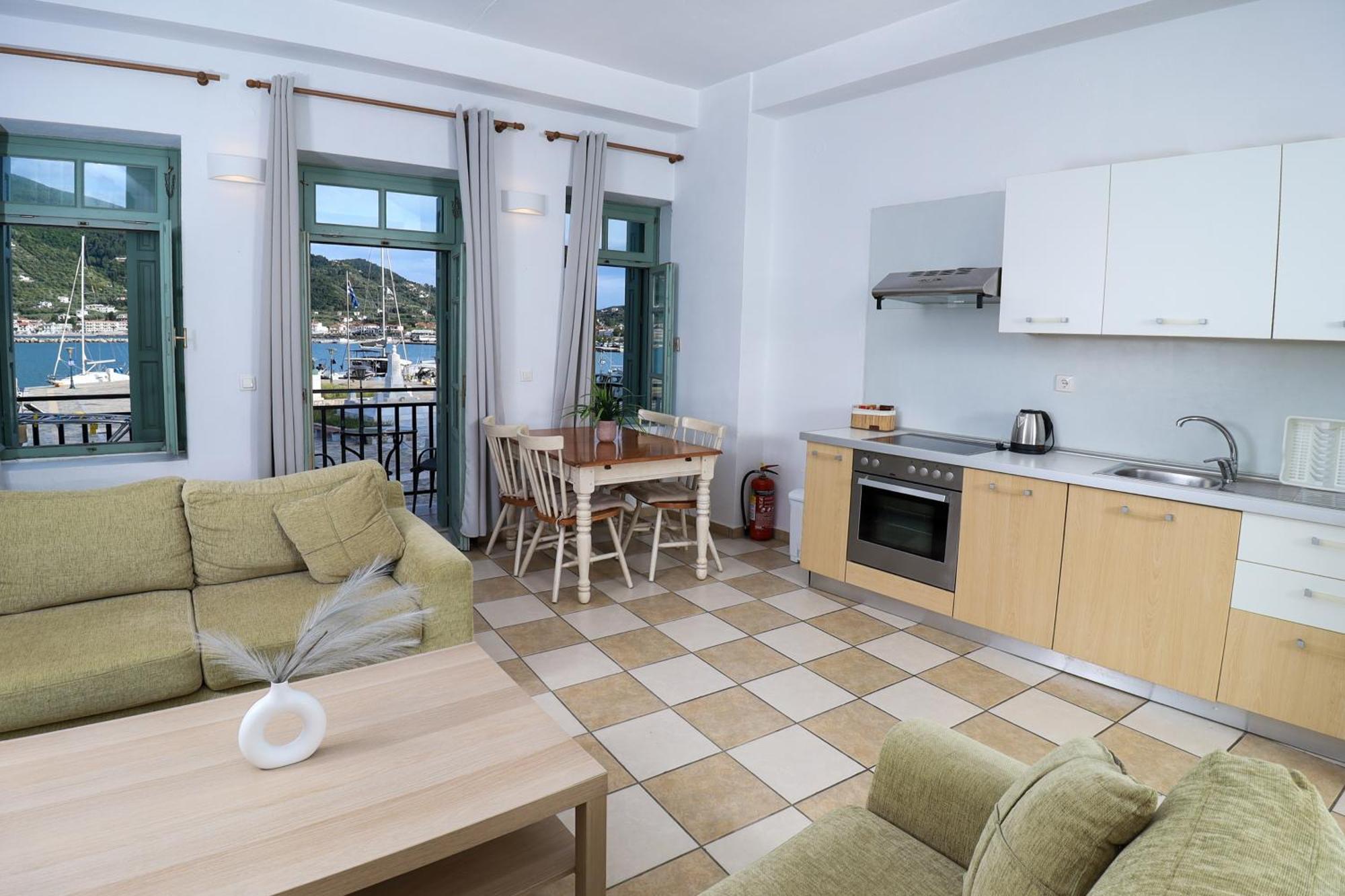 Faros Coastal Apartments Скопелос Екстер'єр фото